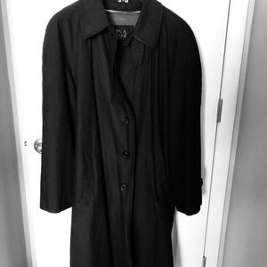 Jos. A Banks 44 R full length overcoat/trench coat,  black